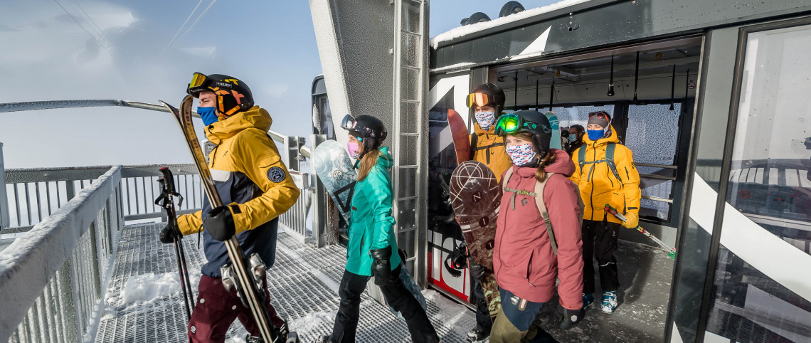 S’équiper d’un tour de cou anti Covid pour la saison de ski !