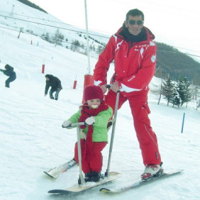 Bébé skieur avec l'ESF de Corrençon
