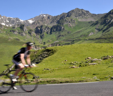 Cyclo : 10 cols et montées de légende en montagne